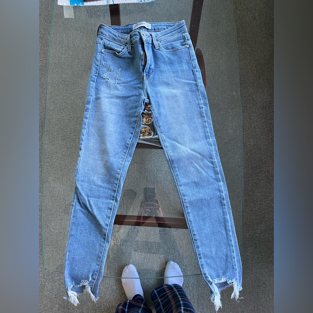 Jeans (just black denim)